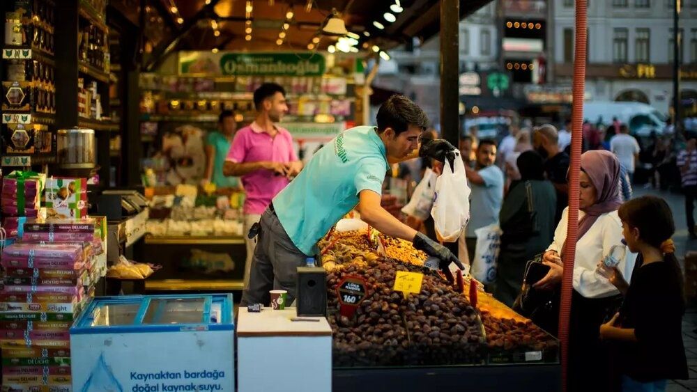 زندگی در ترکیه چقدر خرج دارد؟ / خط فقر ترکیه به پول ایران