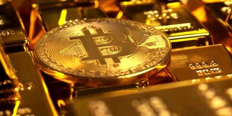 بیت‌کوین از مرز ۳۷ هزار دلار عبور کرد
