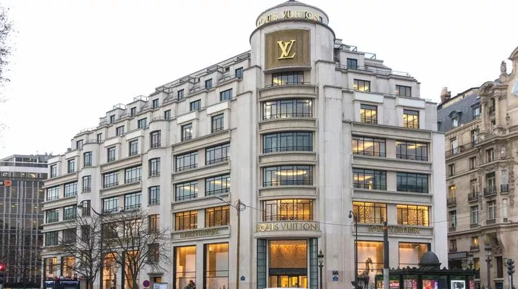 هتل جدید پاریس، میزبان دنیای مد