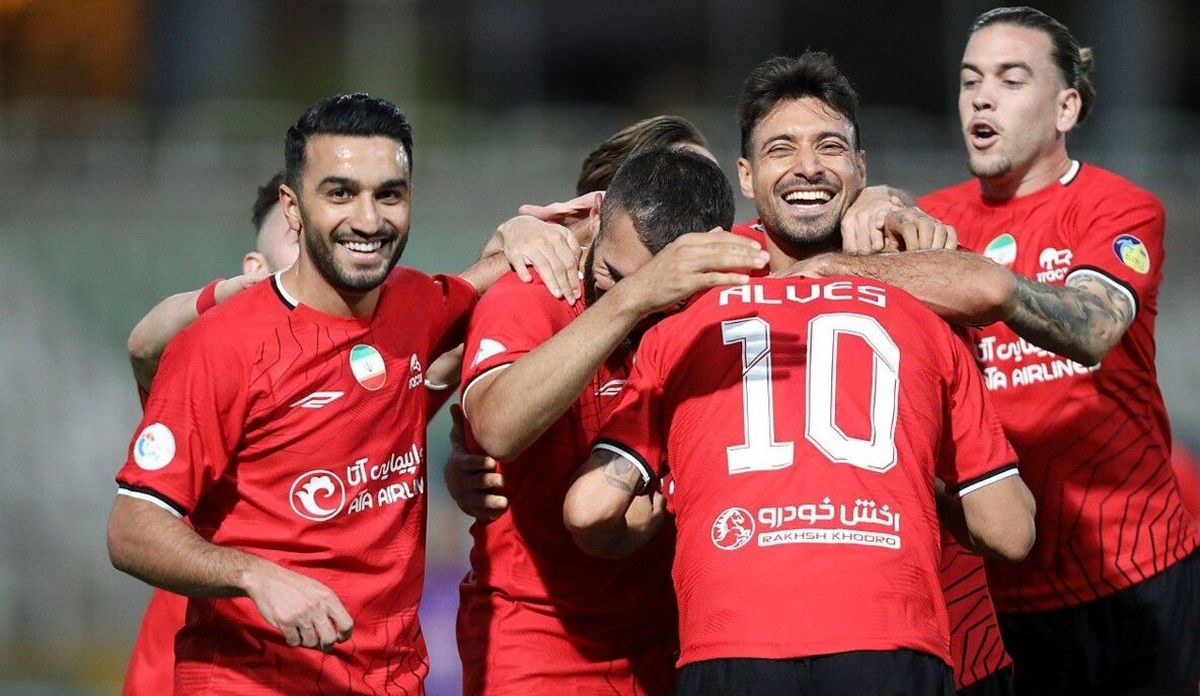 فاجعه در تبریز: حمله وحشیانه هواداران تراکتور به اتوبوس پرسپولیس