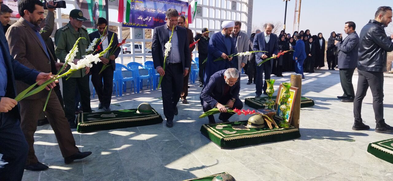 همایش بزرگداشت روز شهدا در یادمان شهدای گمنام مراغه