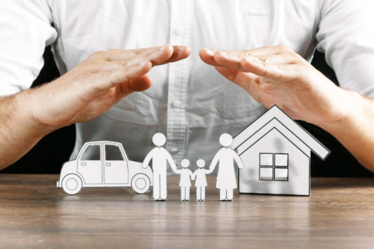 نقش کلیدی صنعت بیمه در پیشرفت اقتصادی کشور