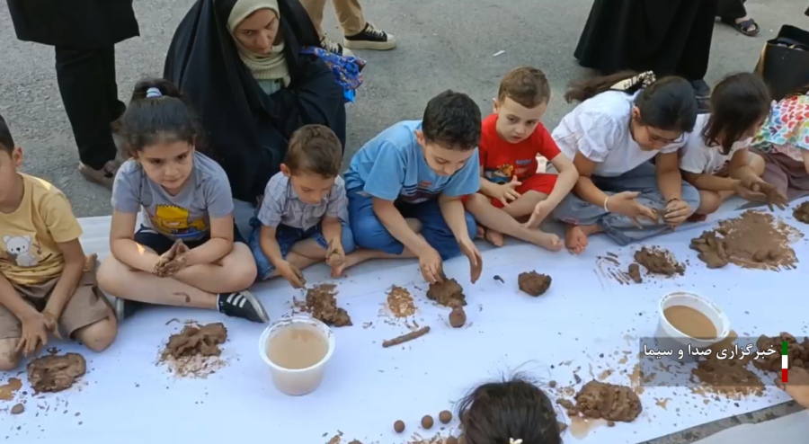 جشنواره شاد و پرشور گل بازی کودکان در شهر تاریخی مراغه