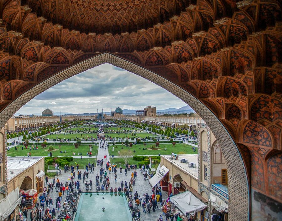 تأثیر معماری بر توسعه گردشگری: از طراحی تا جذب گردشگران