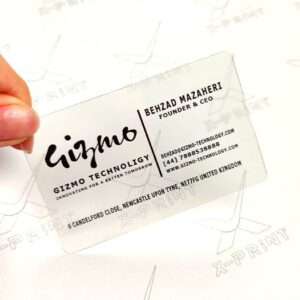 کارت ویزیت شیشه‌ای؛ انتخابی مدرن و متمایز برای حرفه‌ای‌ها