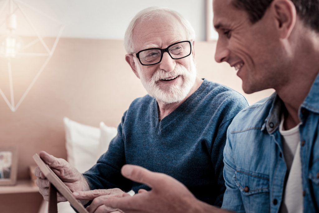 آلزایمر پدر می‌تواند مغز فرزند را هم درگیر کند!