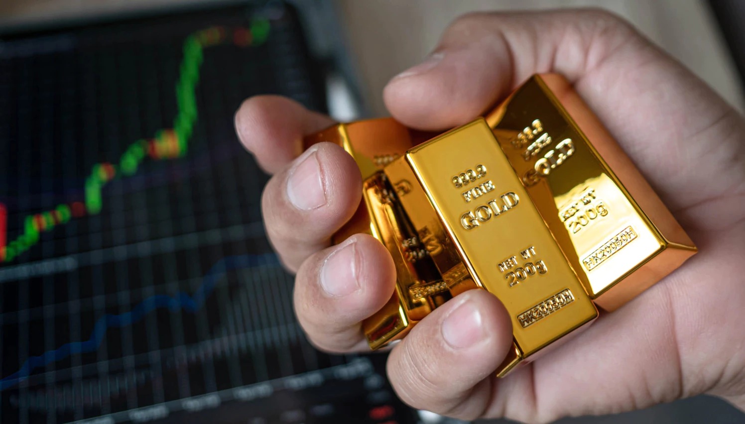 قیمت جهانی طلا در ۱۰ اردیبهشت؛ اونس به ۳۳۰۹ دلار افزایش یافت