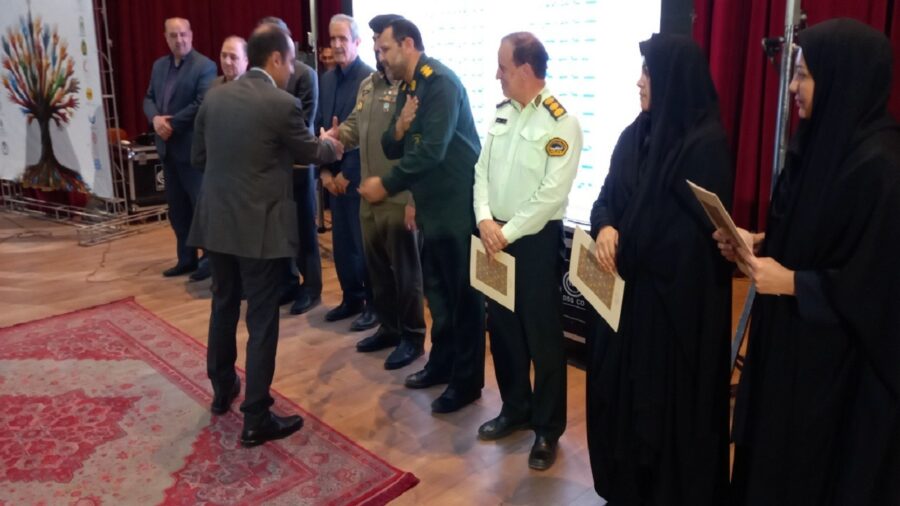 گرامیداشت داوطلبان سلامت و حامیان جوانی جمعیت در مراغه