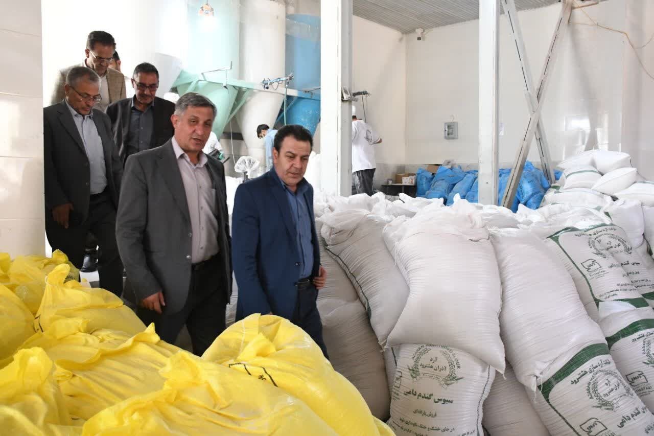 خرید تضمینی هزاران تن گندم در آذربایجان شرقی آغاز شد
