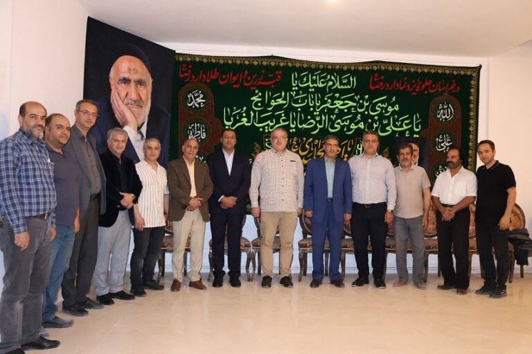 بازدید دکتر موسوی از مجموعه فرهنگی و مذهبی استاد کریمی در مراغه