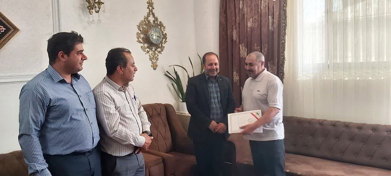 دیدار معاون رئیس سازمان و مدیر جهاد کشاورزی مراغه با خبرنگار جانباز به مناسبت روز خبرنگار