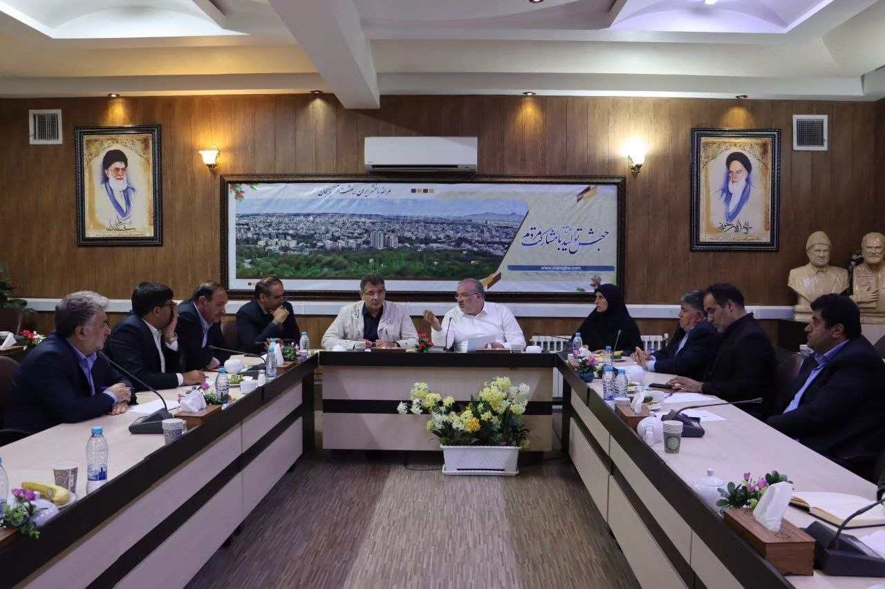 هم‌اندیشی دکتر موسوی با شهردار و اعضای شورای اسلامی شهر مراغه
