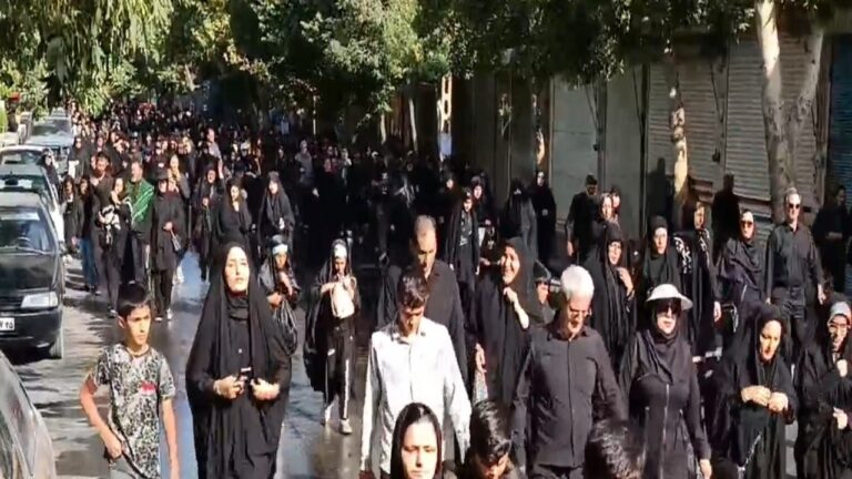 همایش پیاده‌روی حرم تا حرم با حضور شهروندان مراغه‌ای