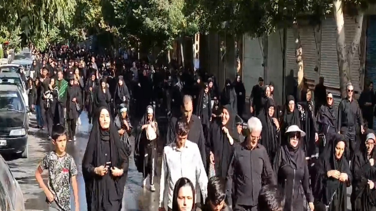 همایش پیاده‌روی حرم تا حرم با حضور شهروندان مراغه‌ای