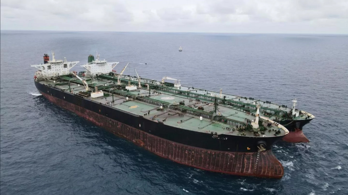 صادرات نفت ایران در ژوئن، تثبیت رکورد تاریخی با ۱.۸ میلیون بشکه روزانه