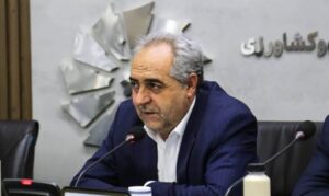 استاندار آذربایجان شرقی: خرید هواپیمای بارورسازی ابرها با مشارکت اتاق بازرگانی در حال پیگیری است