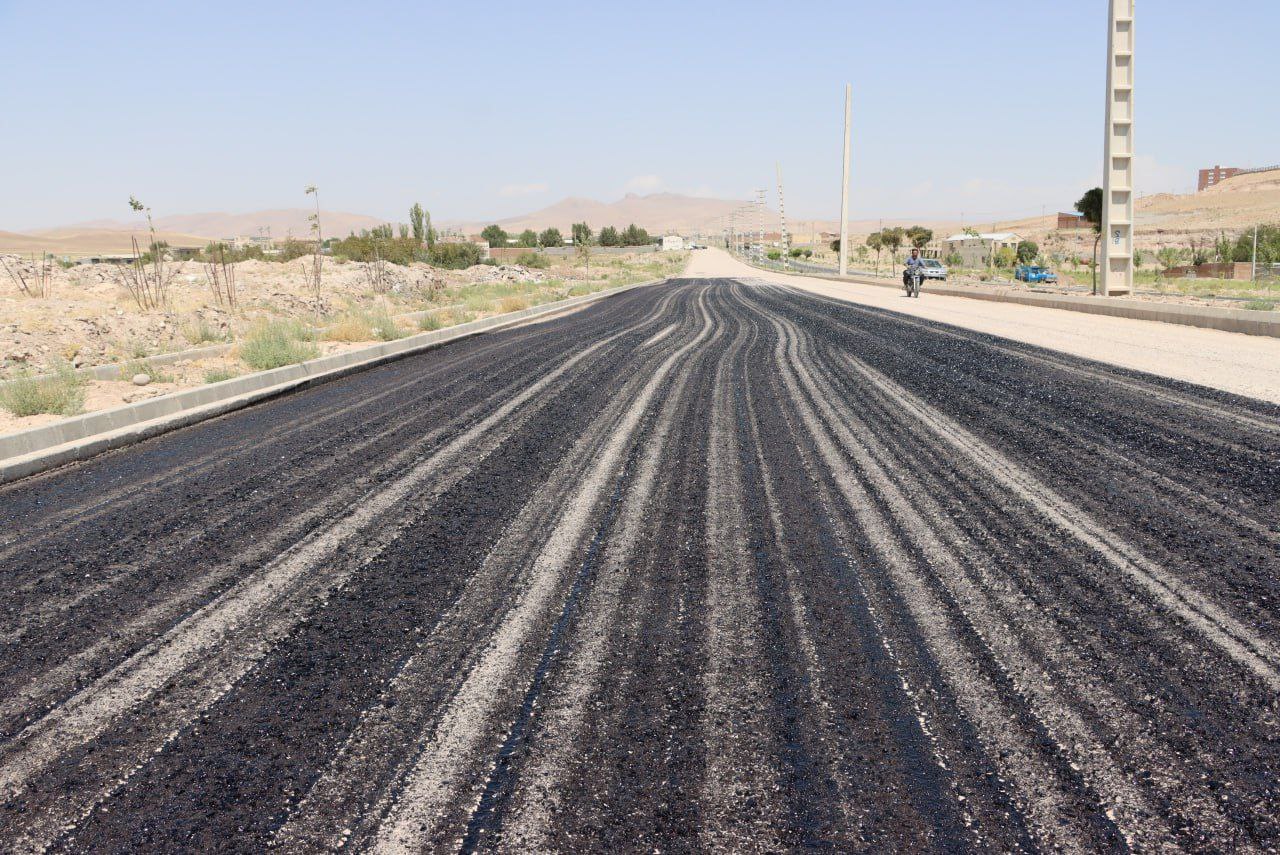 آغاز آسفالت‌ریزی باند دوم کمربندی غربی مراغه، کاهش ترافیک و توسعه