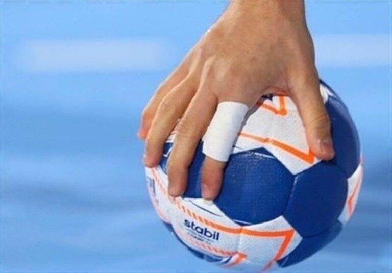 آغاز مسابقات هندبال نونهالان استان در مراغه