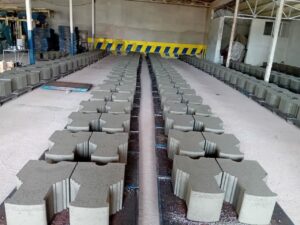 آغاز تولید نیوجرسی عروسکی در کارخانه قطعات بتنی شماره یک شهرداری مراغه