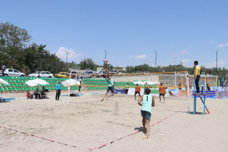 شروع تور والیبال ساحلی کاپ آزاد کشور در شهر مراغه