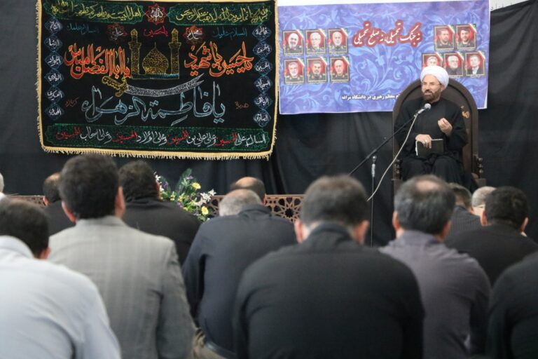 سرداران شهید و دانشمندان هسته‌ای، پیروان نهضت عاشورا هستند