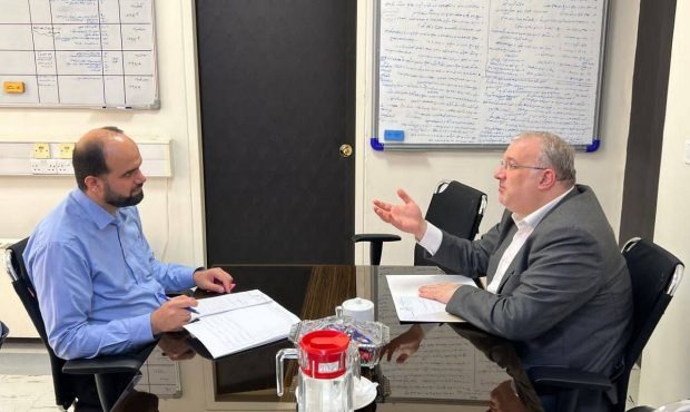 گفت‌وگوی نماینده مراغه و عجب‌شیر با سازمان برنامه و بودجه درباره بودجه سلامت