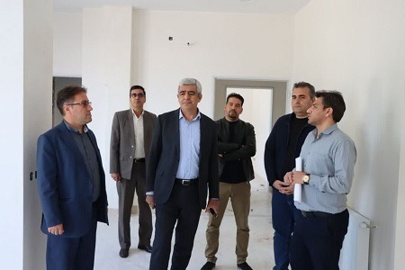 بازدید معاون استاندار و فرماندار ویژه مراغه از ساختمان جدید انتقال خون
