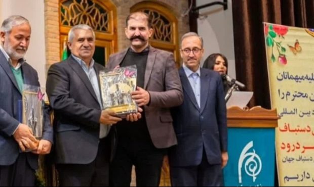 درخشش عکاسان مراغه‌ای در جشنواره ملی عکس تابلوفرش سردرود