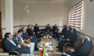 بررسی برنامه‌های ترویج کتاب‌خوانی در دیدار رئیس ارشاد مراغه با کتابخانه عمومی