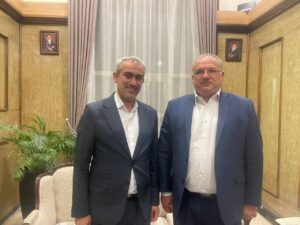 تاکید بر توسعه اقتصادی مراغه و عجب‌شیر در دیدار با وزیر اقتصاد