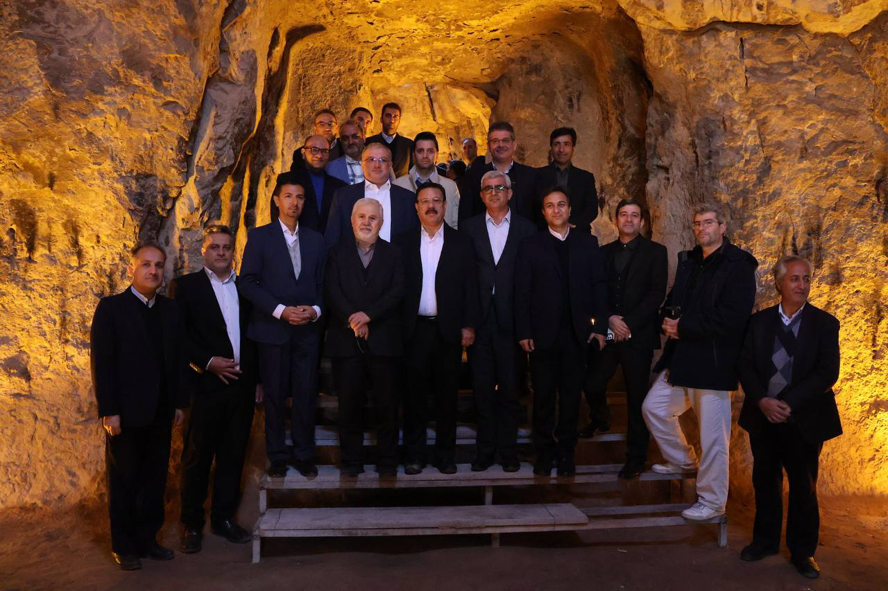 حضور قائم‌ مقام وزیر میراث فرهنگی در اماکن تاریخی مراغه