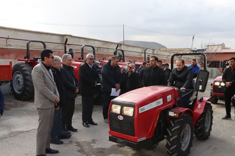 بهره‌برداری از تراکتورهای باغی در مراغه برای حمایت از باغداران