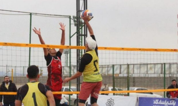 شهرداری مراغه به مرحله پلی‌آف مسابقات والیبال ساحلی راه یافت