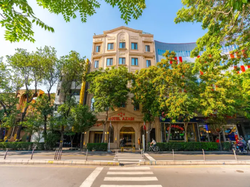 کدام هتل های تبریز محبوب ترند؟ (بررسی نظرات مسافران)