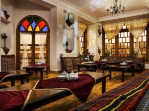 خانه تاریخی صادقی | روایت زندگی بومی در معماری سنتی؛ خانه صادقی به مقصد گردشگری هنری بدل شد