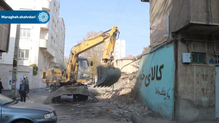 شتاب در سامان‌دهی ترافیک مراغه با آغاز آزادسازی گذرگاه خیابان فلسطین شمالی