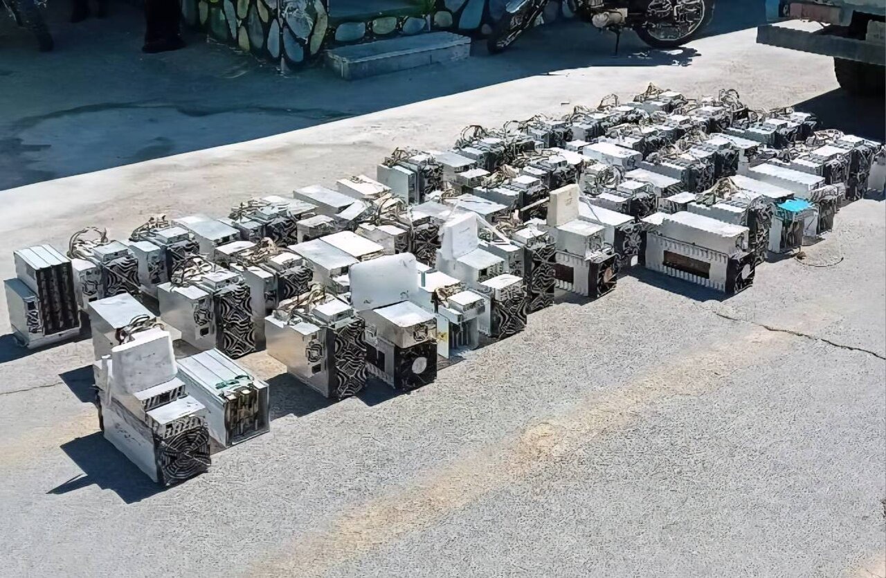 کشف و خاموش‌سازی ۵۶ دستگاه استخراج رمزارز غیرمجاز در مراغه
