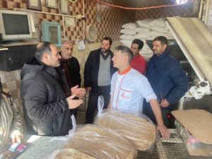 پخت آزمایشی نان لواش با آرد کامل در راستای ارتقای سلامت غذایی مراغه