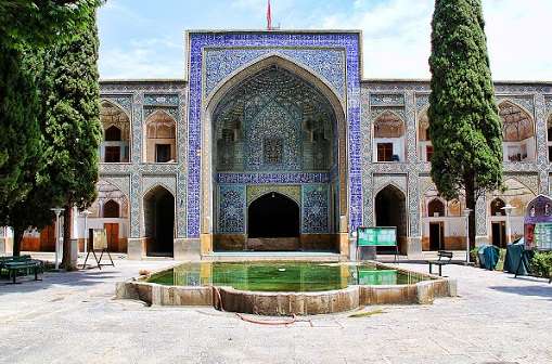 مدرسه چهارباغ اصفهان