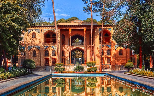 شگفتی‌های کاخ هشت‌بهشت