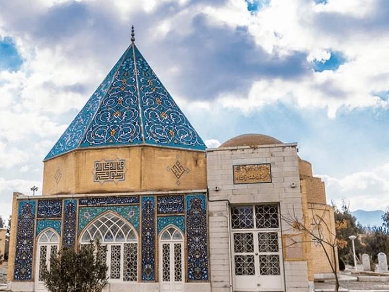 شگفتی‌های گورستان تخت فولاد اصفهان؛ آرامگاه مشاهیر و جلوه‌ای از تاریخ و فرهنگ