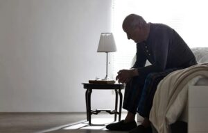 افسردگی در سالمندان می‌تواند نشانه اولیه بروز بیماری‌های جدی مغزی باشد