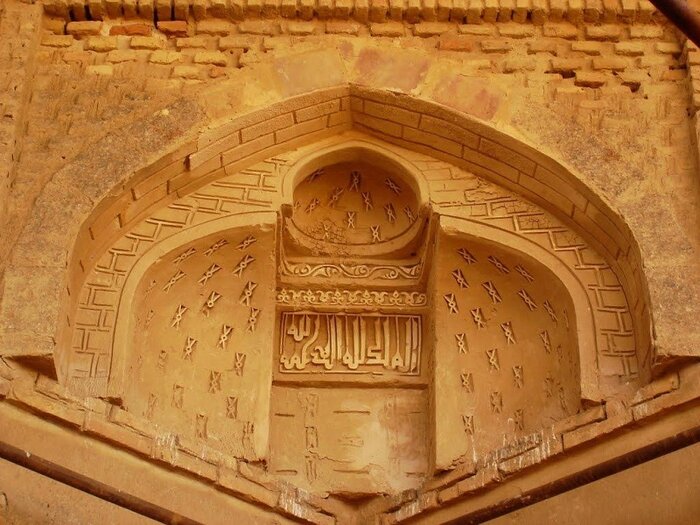 رباط شرف؛ موزه‌ای از هنر آجرکاری در معماری ایرانی