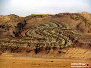 کوه اژدها گرگان؛ افسانه‌ای سنگی در دل طبیعت هزارجریب