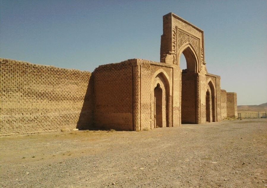 رباط شرف؛ موزهای از هنر آجرکاری در معماری ایرانی