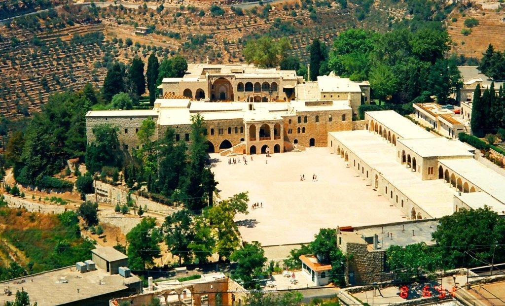 کاخ بیت الدین؛ شاهکار معماری و تاریخ لبنان