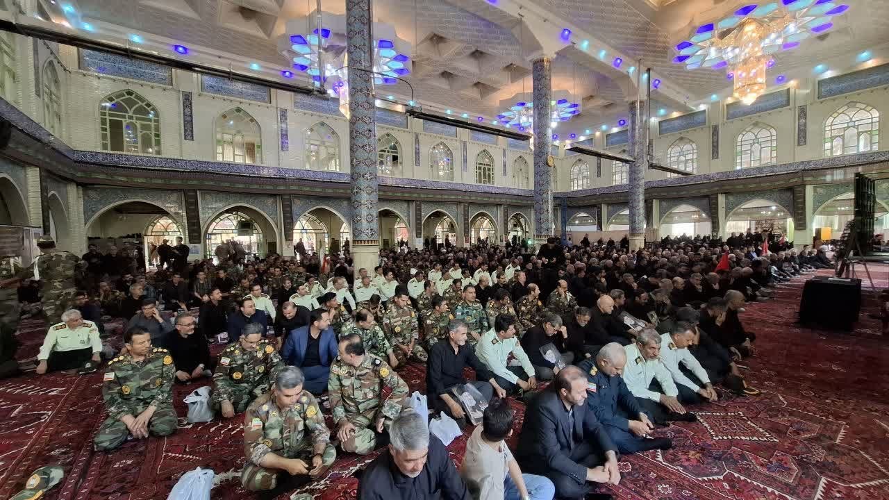 آیین جاماندگان تشییع رهبر شهید در مراغه برگزار شد