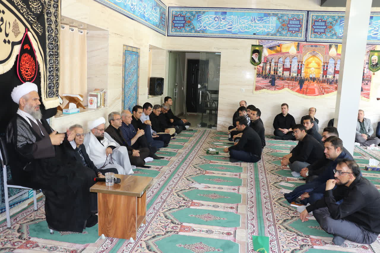 عاشورا؛ مکتب انسان‌سازی و الگوی ماندگار بشریت