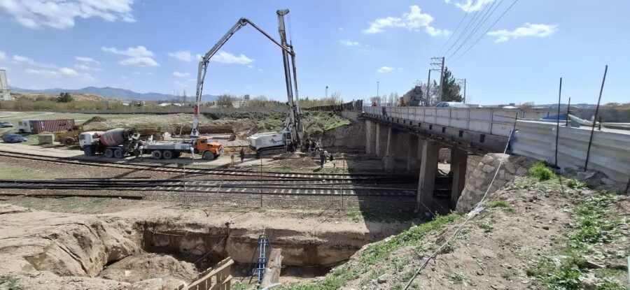 آغاز عملیات فونداسیون تعریض پل گمرک مراغه