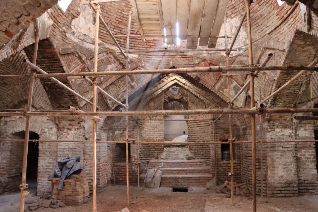 مرمت حمام تاریخی خواجه‌ نصیر مراغه ادامه دارد